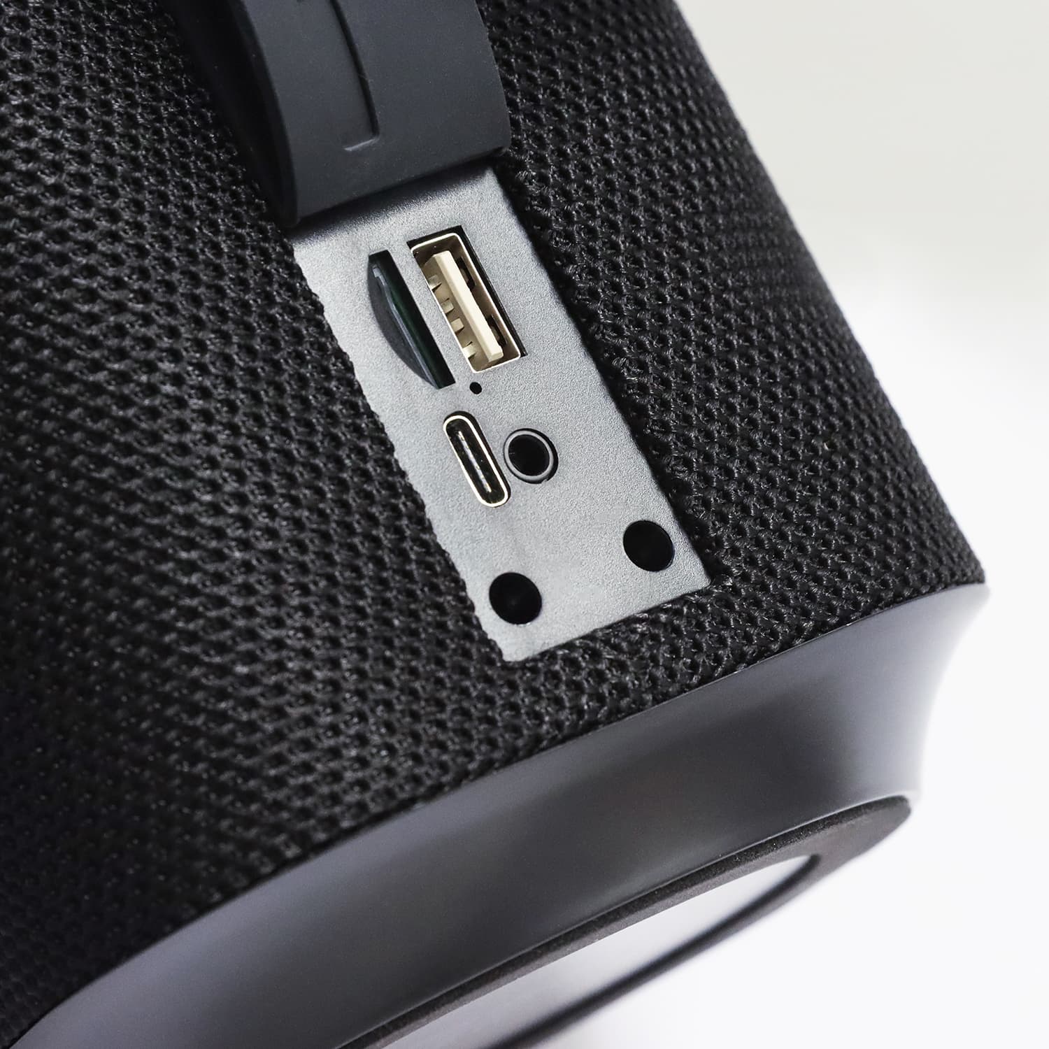 Lumos Bluetooth Speaker · Product view