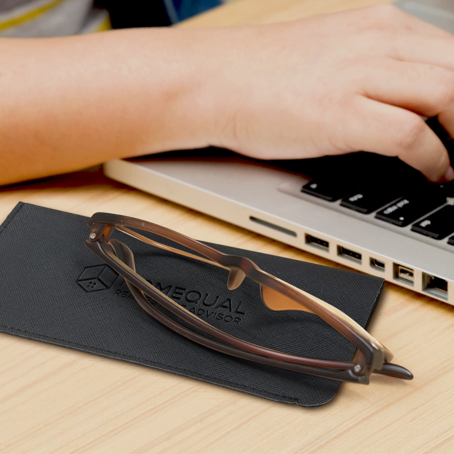 Essex Sunglass Pouch · Product view