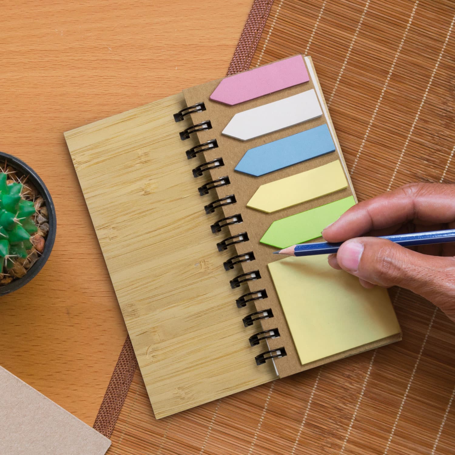 Bamboo Sticky Note Wallet · Product view