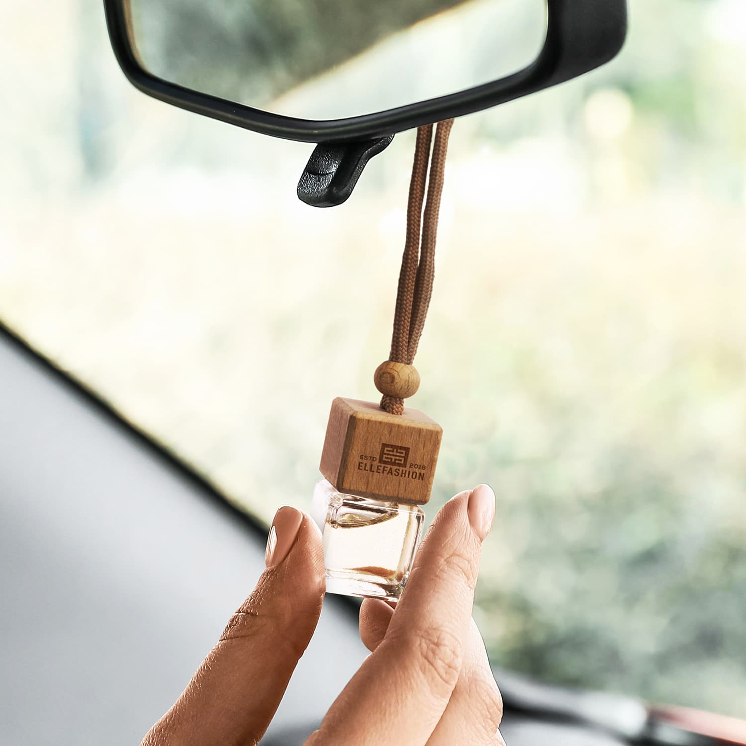 Refillable Car Air Freshener · Product view