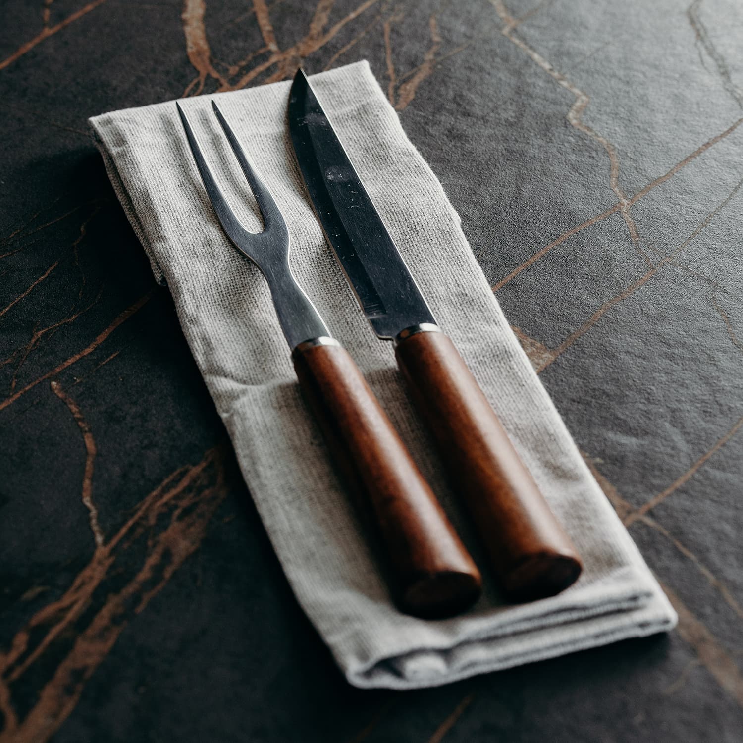 Keepsake Carving Set · Product view