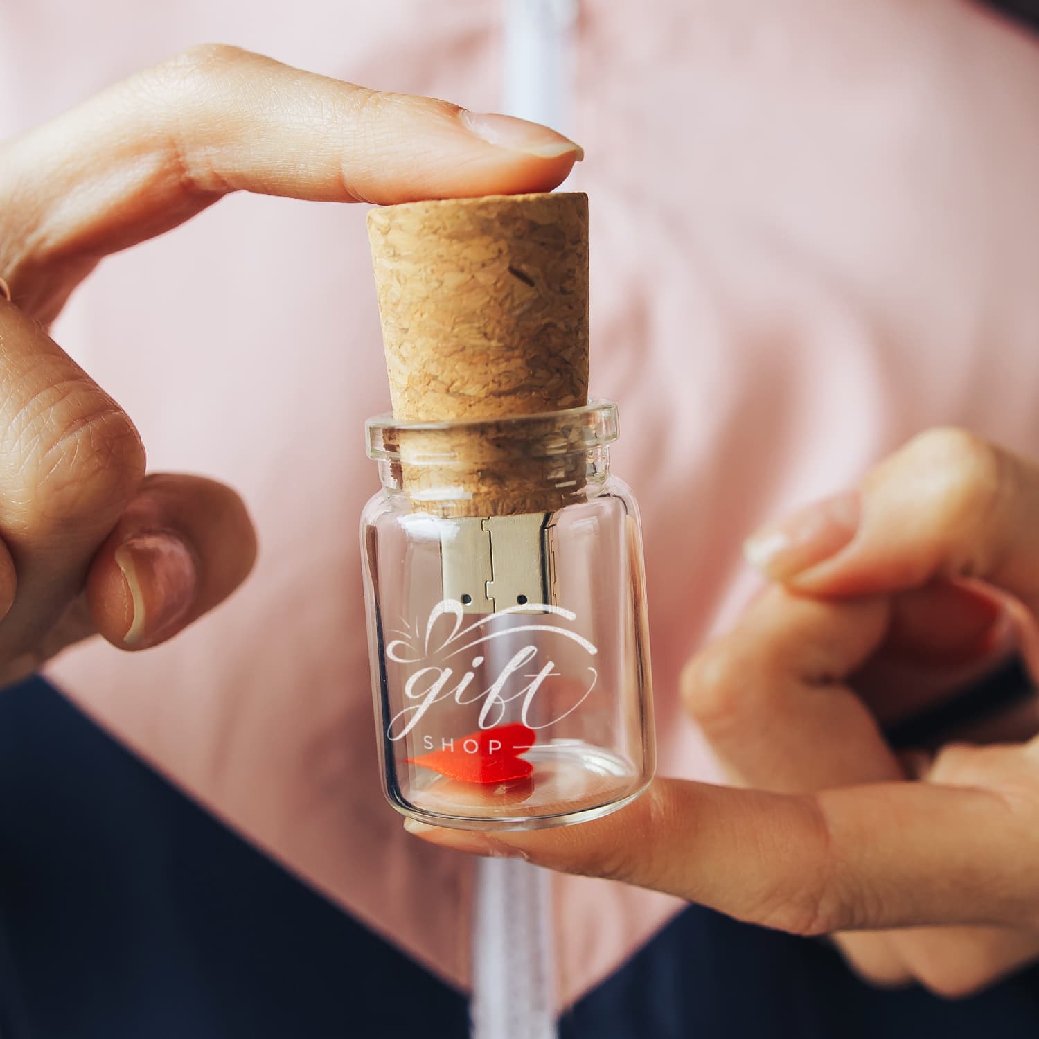 Bottle Flash Drive 8GB · Product view