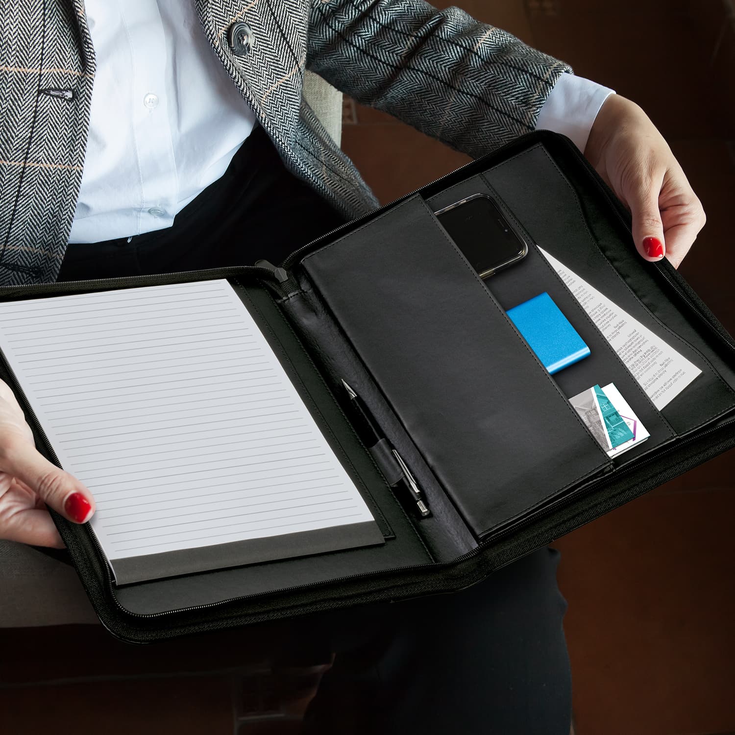 Beaufort Leather Portfolio · Product view