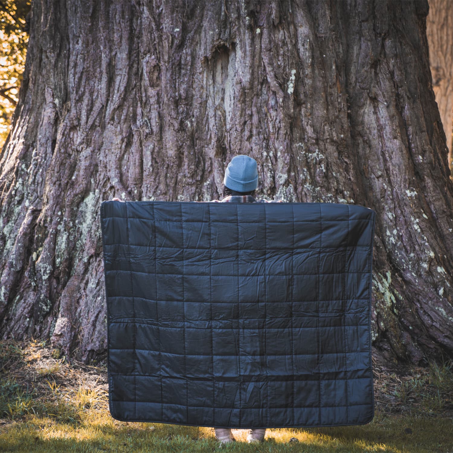 Frontier Harrow Puffer Blanket · Product view