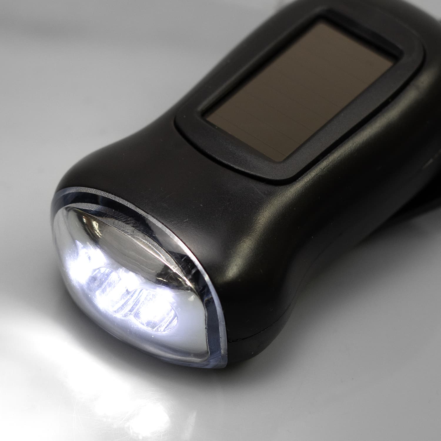 Dynamo Solar Torch · Product view