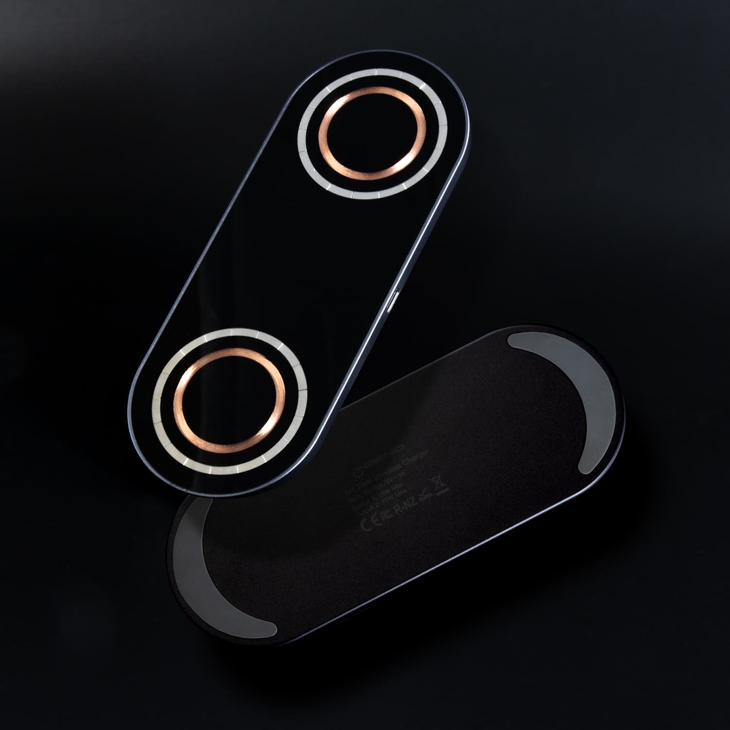 INGENIO Arc Dual Wireless Charger · Product view