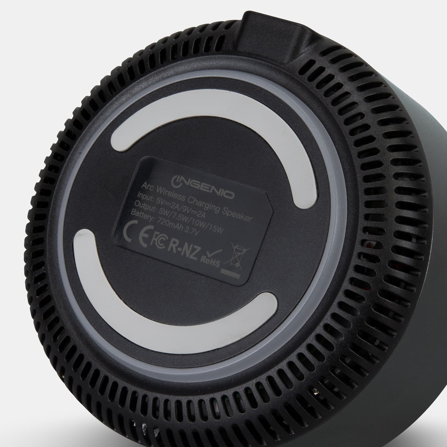 INGENIO Arc Wireless Charging Speaker · Product view