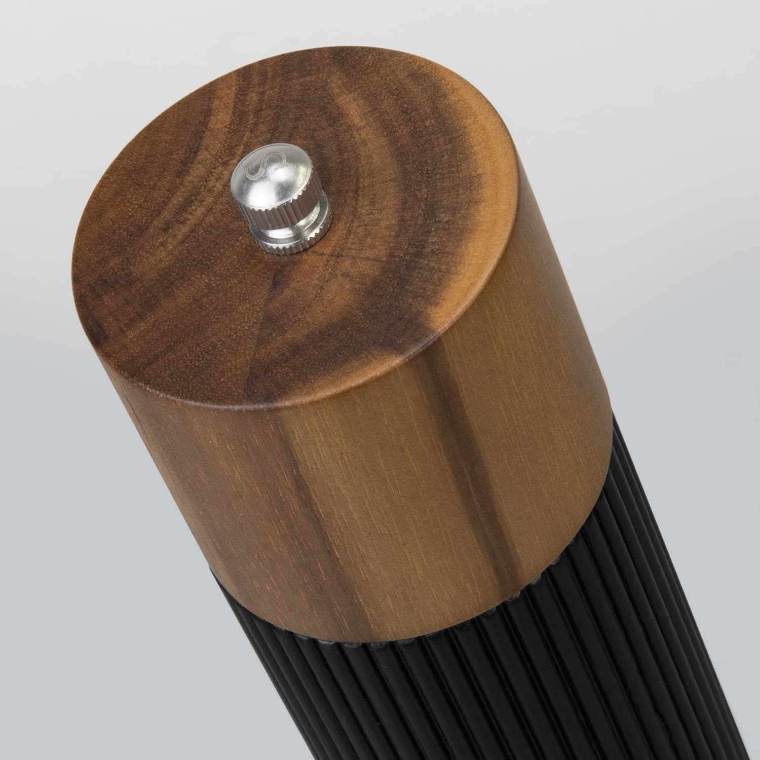 Keepsake Noir Salt and Pepper Grinders · Product view