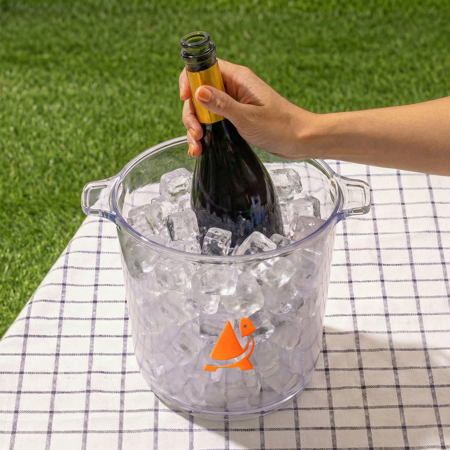 Alpine Ice Bucket · Product view