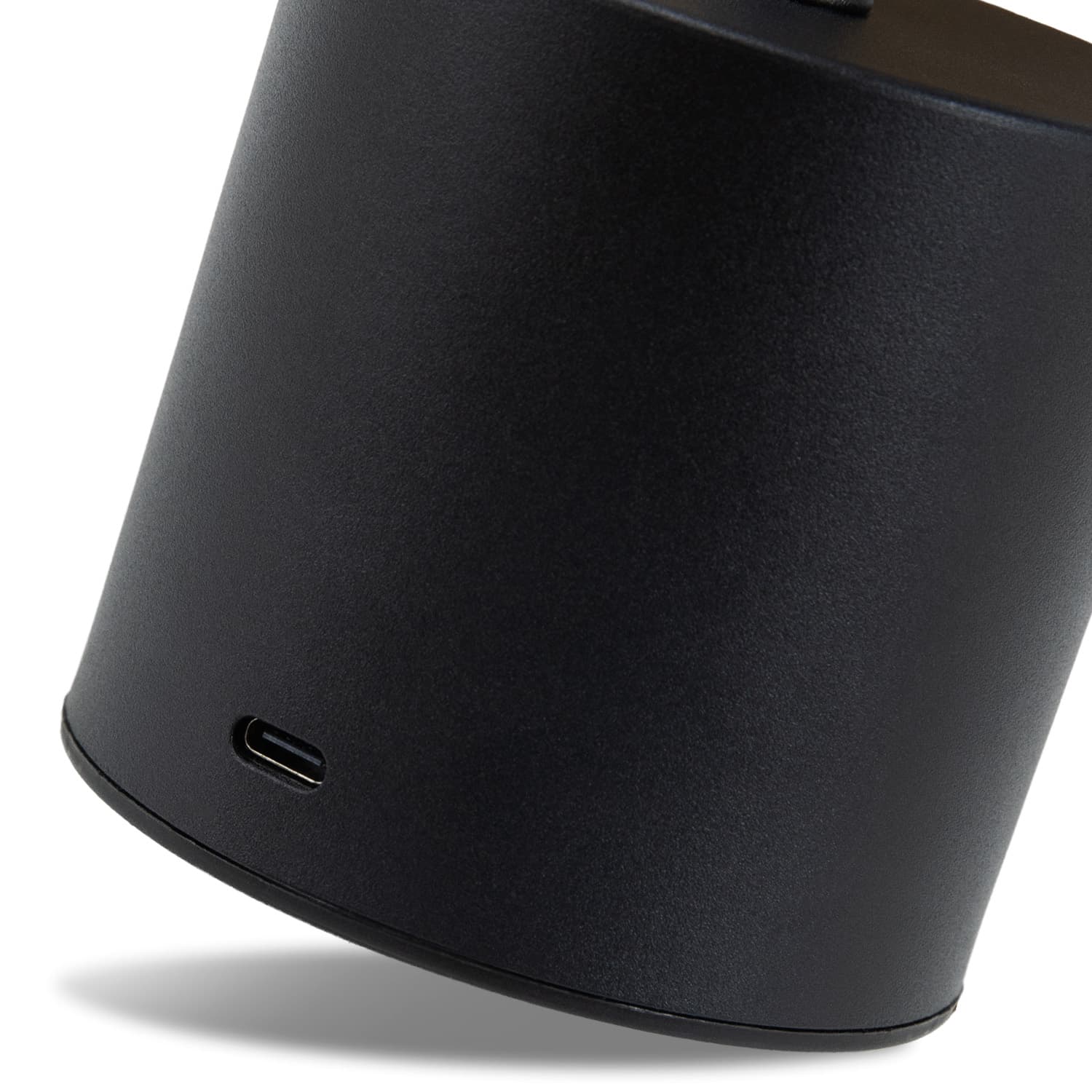 Nouveau Rechargeable Table Lamp · Product view