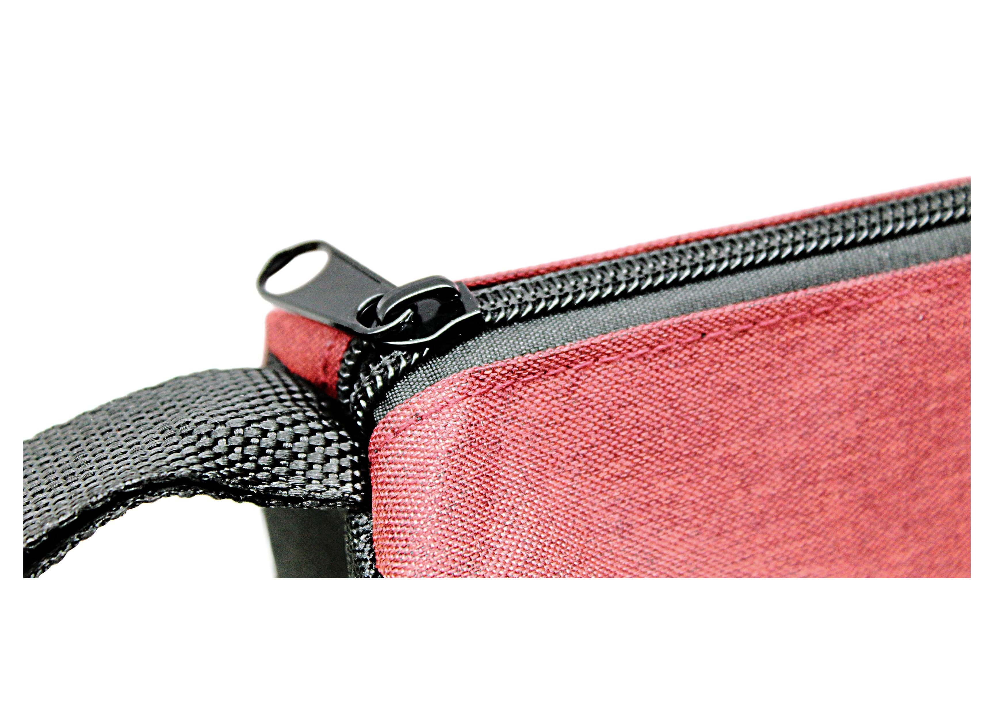 Woodley Pouch Bag · Product view