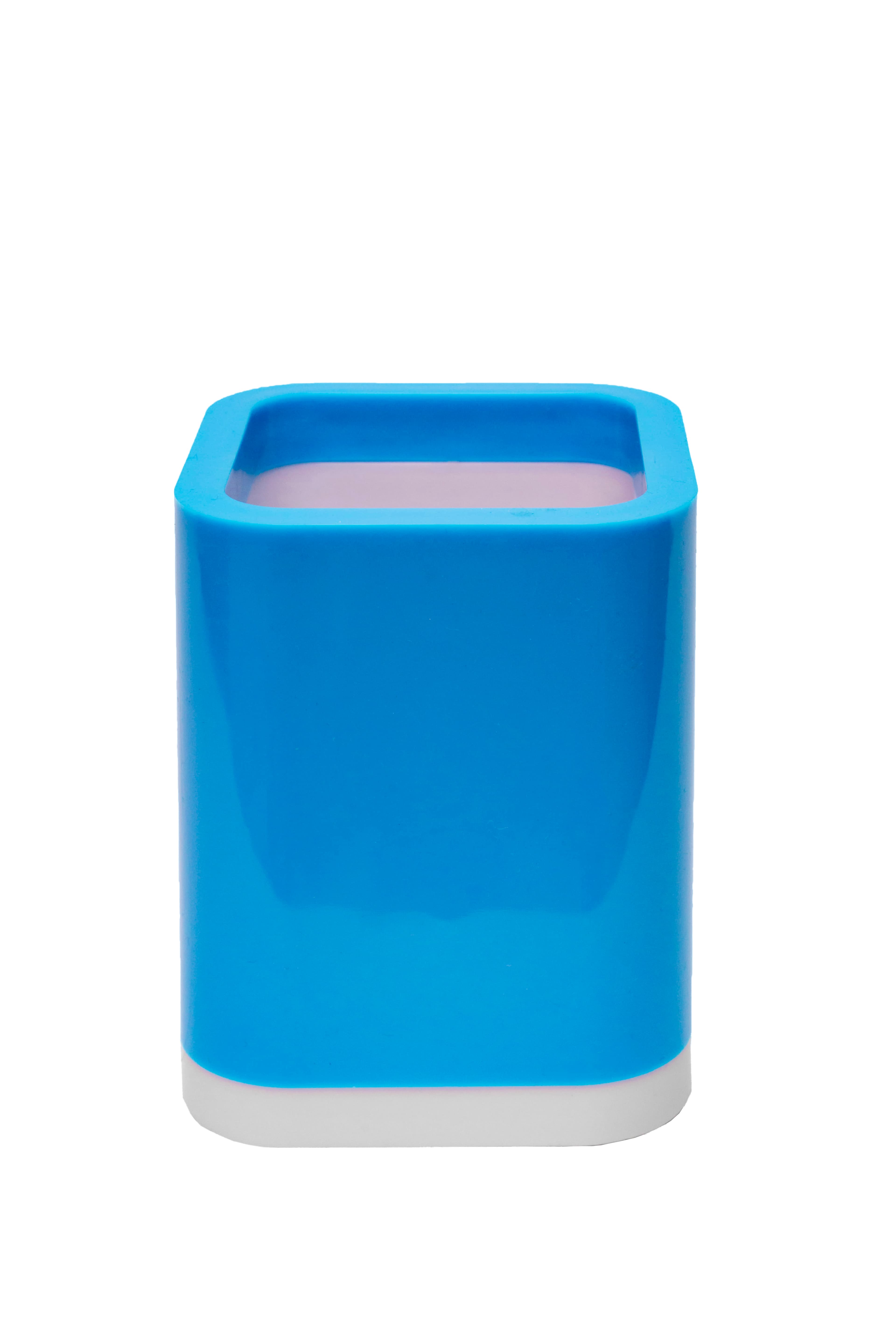 Holdsworth Pen Stand · Product view