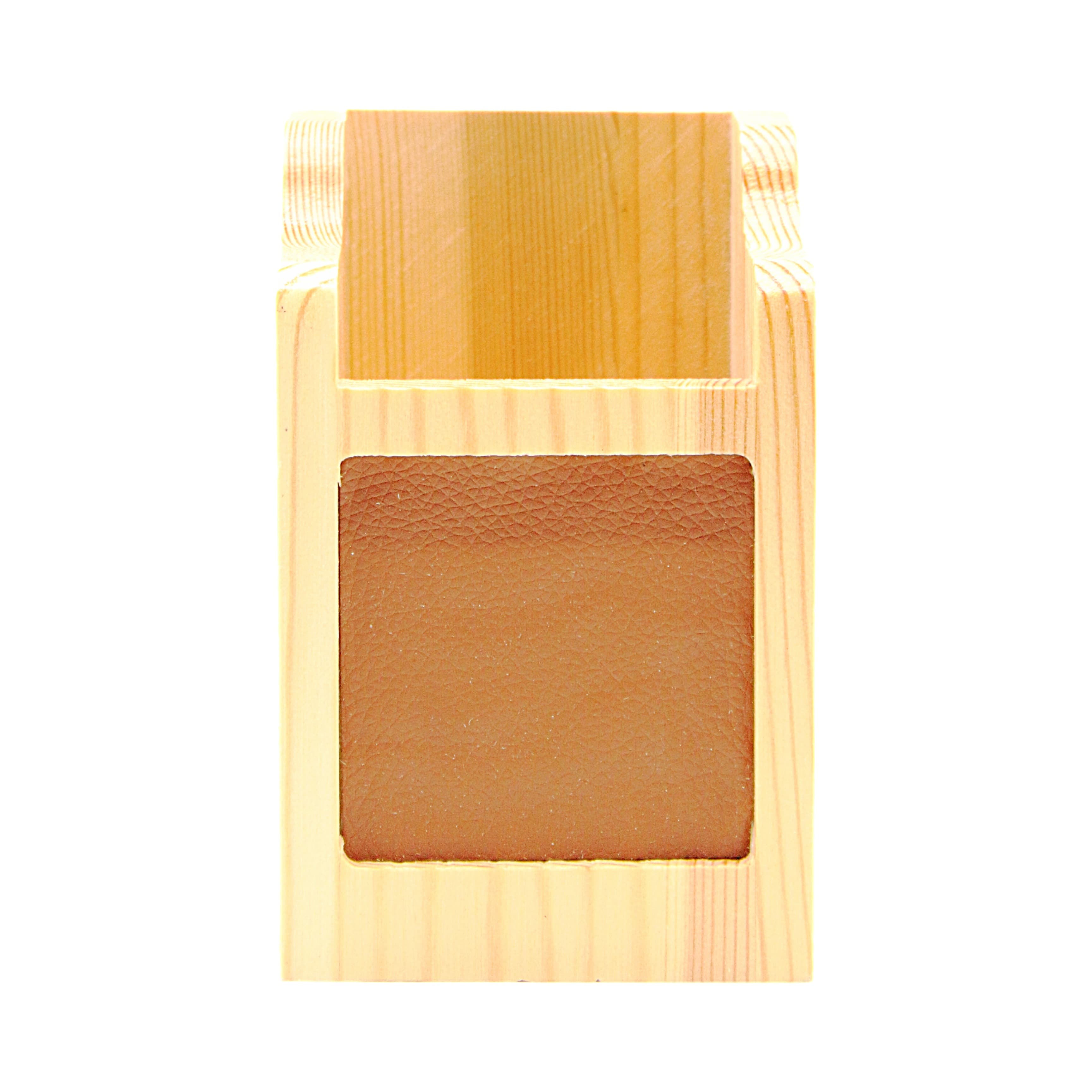 Berwick Wooden Pen Stand · Product view